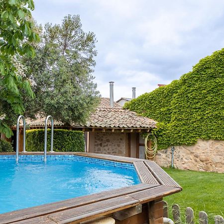 Вилла La Casona Y Casitas De Tabladillo Santa Maria la Real de Nieva Экстерьер фото